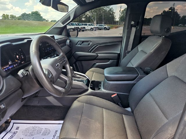 Used 2024 Chevrolet Colorado Trail Boss w/ Advanced Trailering Package AWD/4WD image 9