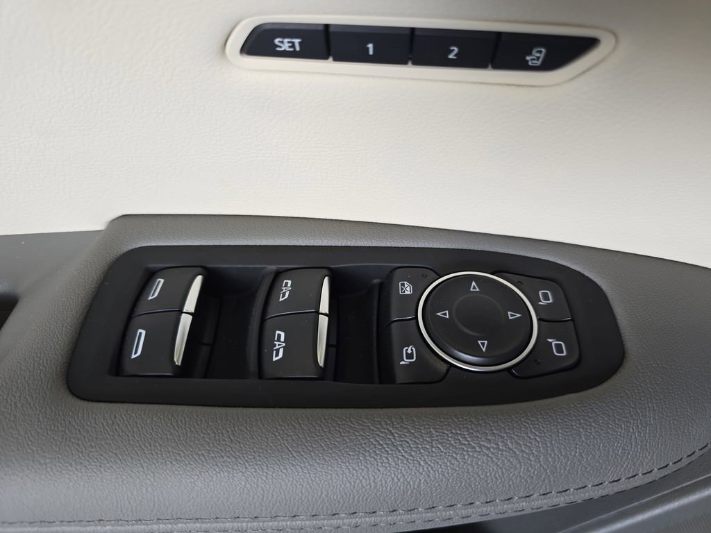 Used 2026 Cadillac XT5 Premium Luxury w/ Driver Assist Package FWD image 31