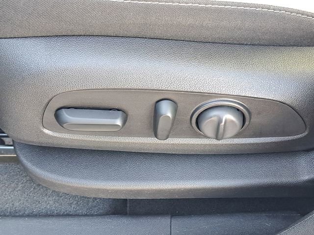 Used 2019 Chevrolet Equinox LT image 6