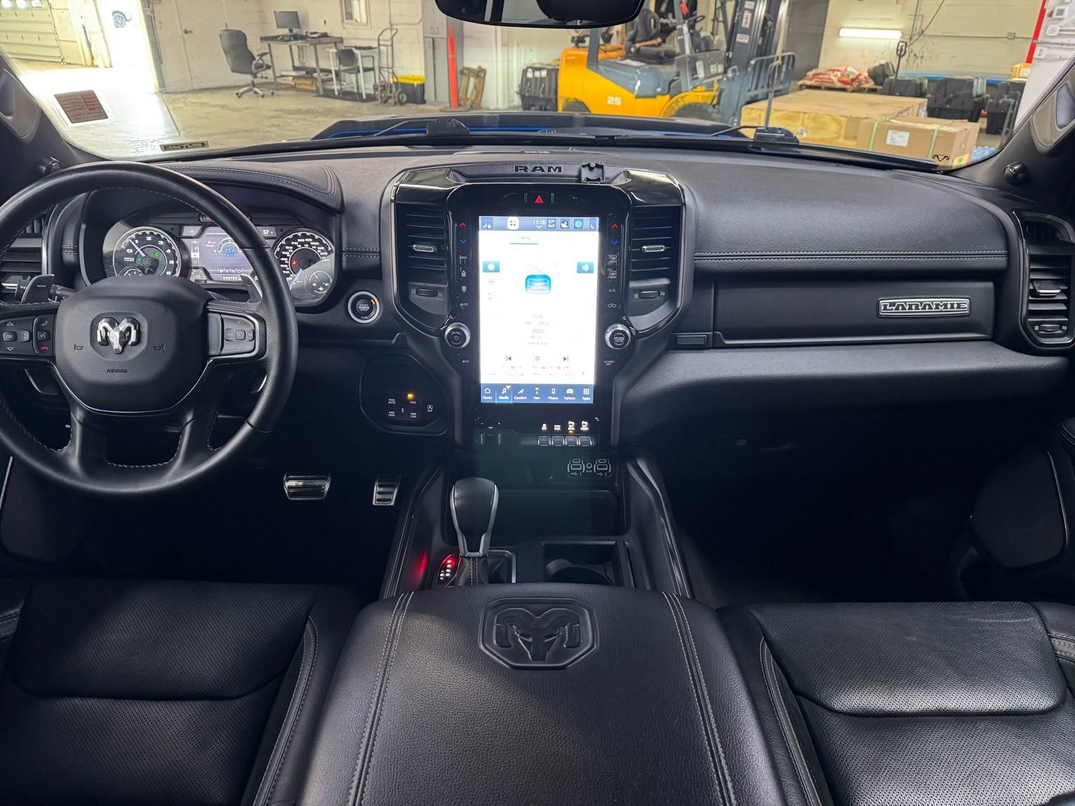 Used 2022 RAM 1500 Laramie w/ G/T Package image 21
