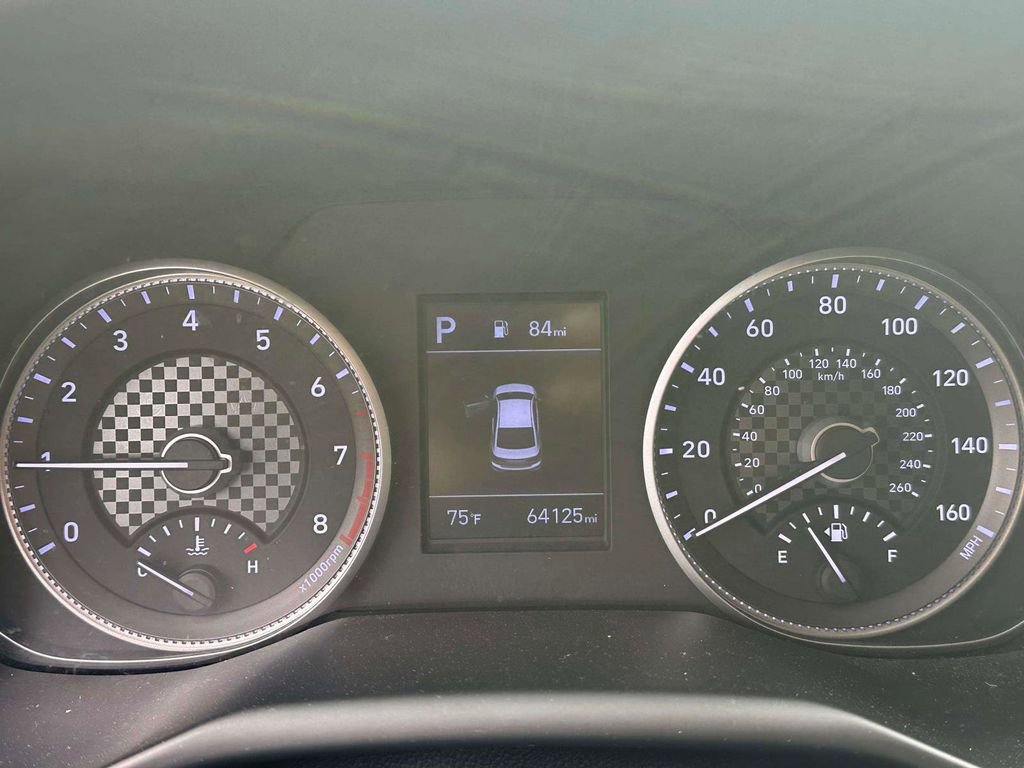 Used 2020 Hyundai Elantra SEL FWD image 21