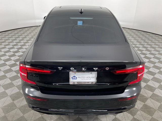 Used 2024 Volvo S60 B5 Core FWD image 7