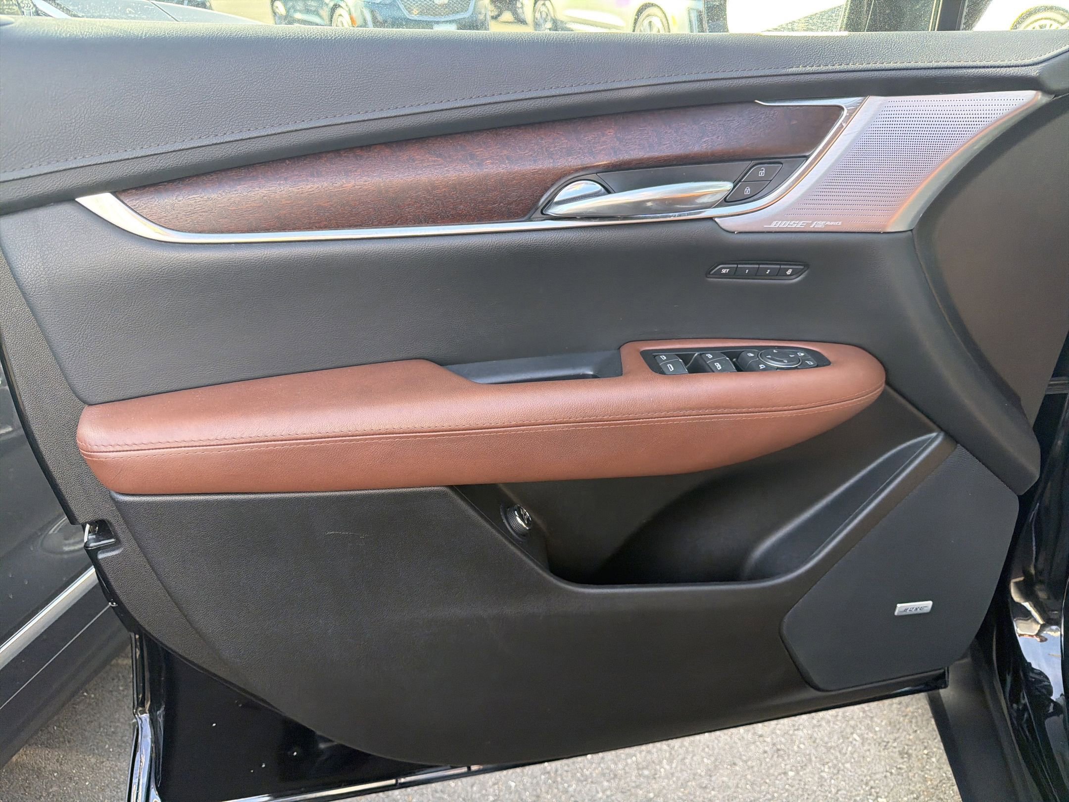 Certified 2022 Cadillac XT5 Sportv w/ Technology Package image 9