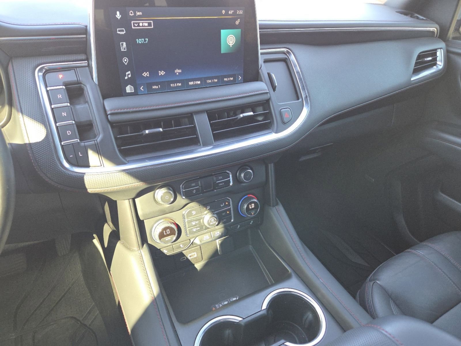 Used 2024 Chevrolet Suburban RST w/ Luxury Package image 30