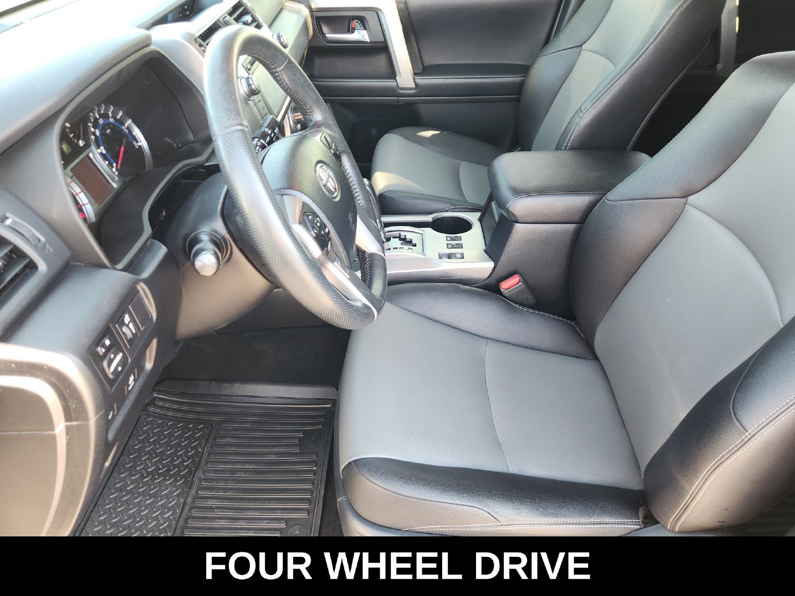 Used 2018 Toyota 4Runner SR5 Premium AWD/4WD image 16