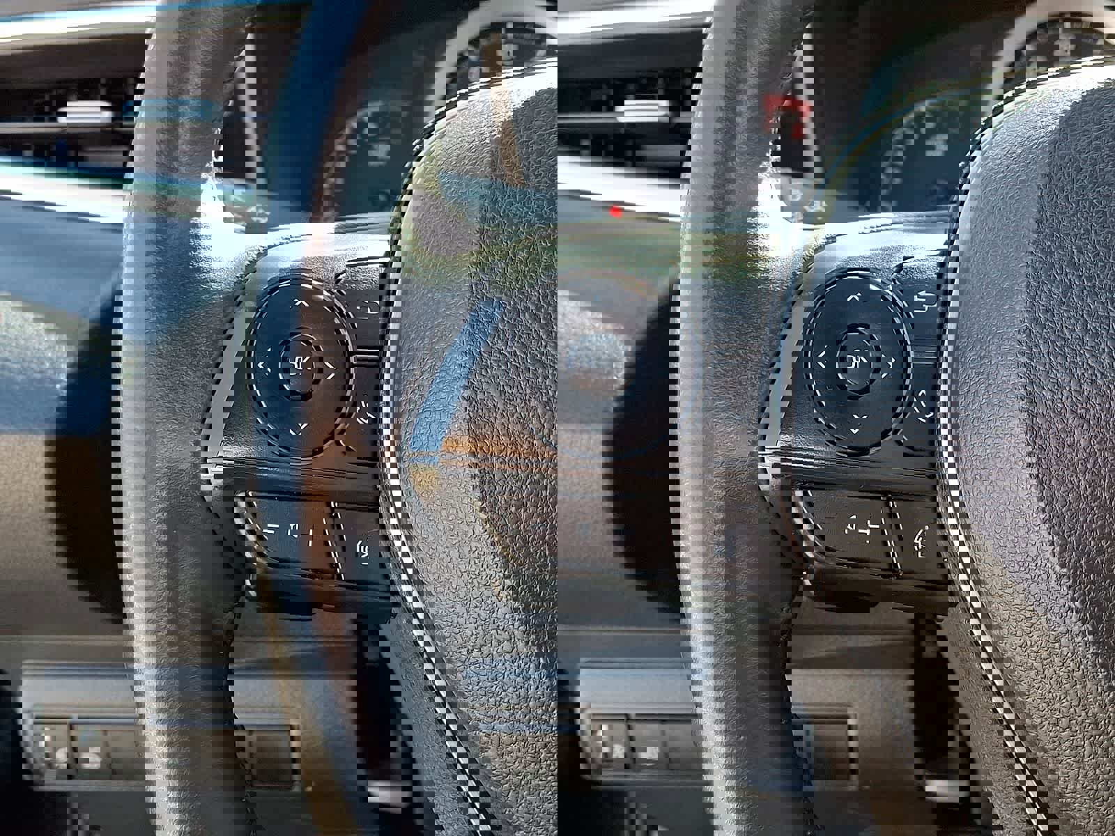 Certified 2022 Toyota Corolla SE w/ Carpet Mat Package (TMS) image 24