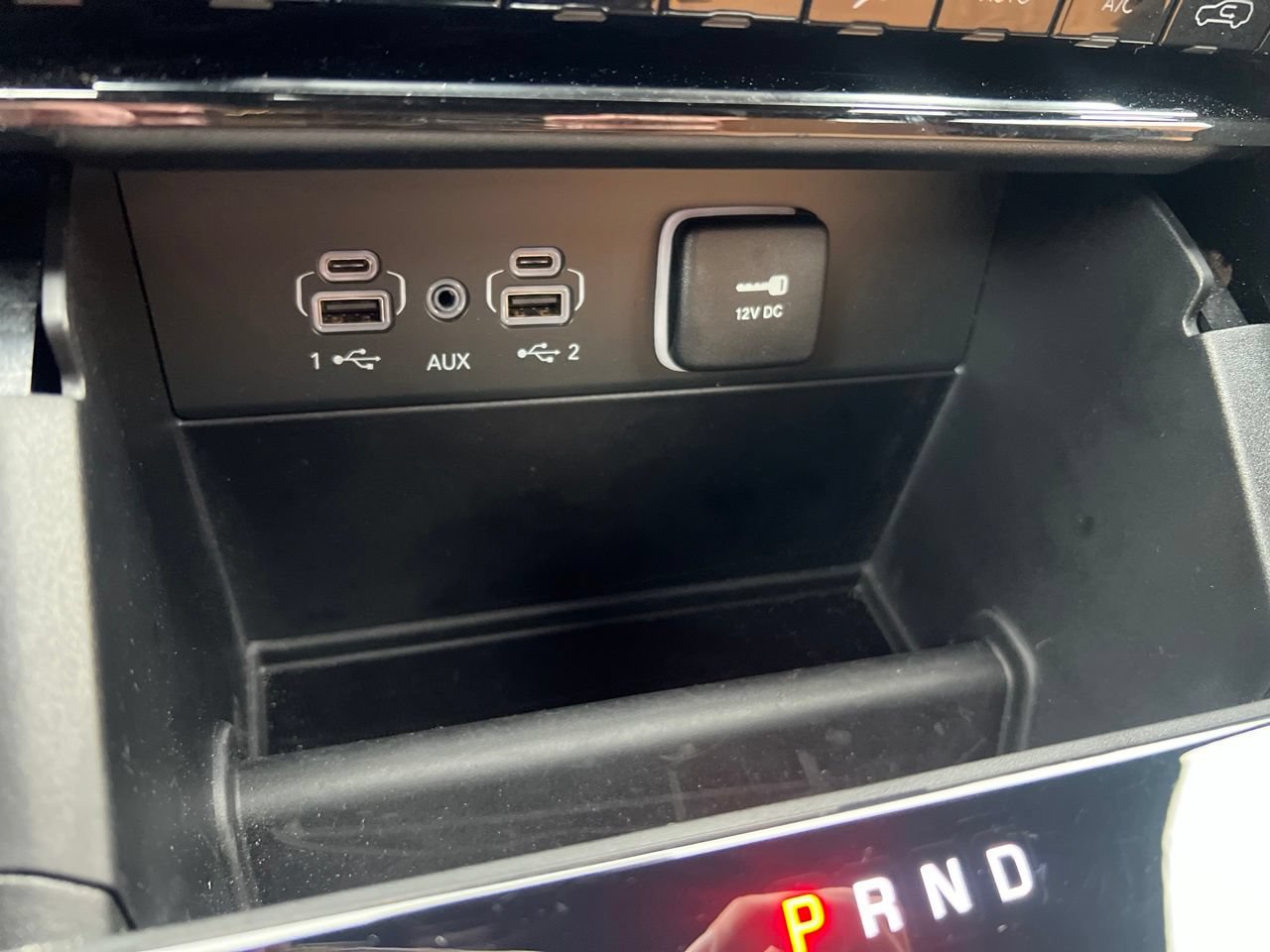 Used 2025 Jeep Grand Cherokee Summit AWD/4WD image 33