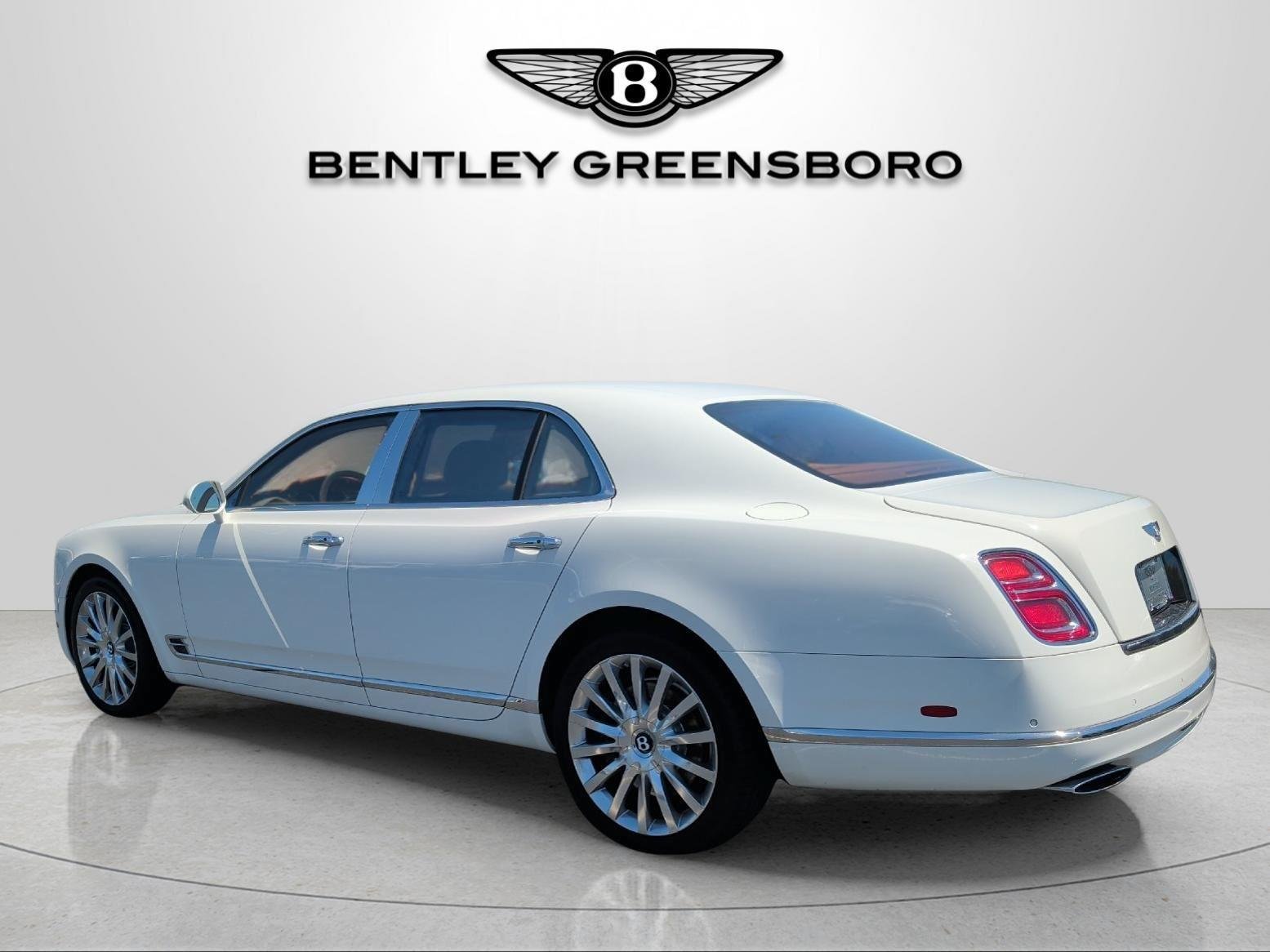 Used 2017 Bentley Mulsanne RWD image 3