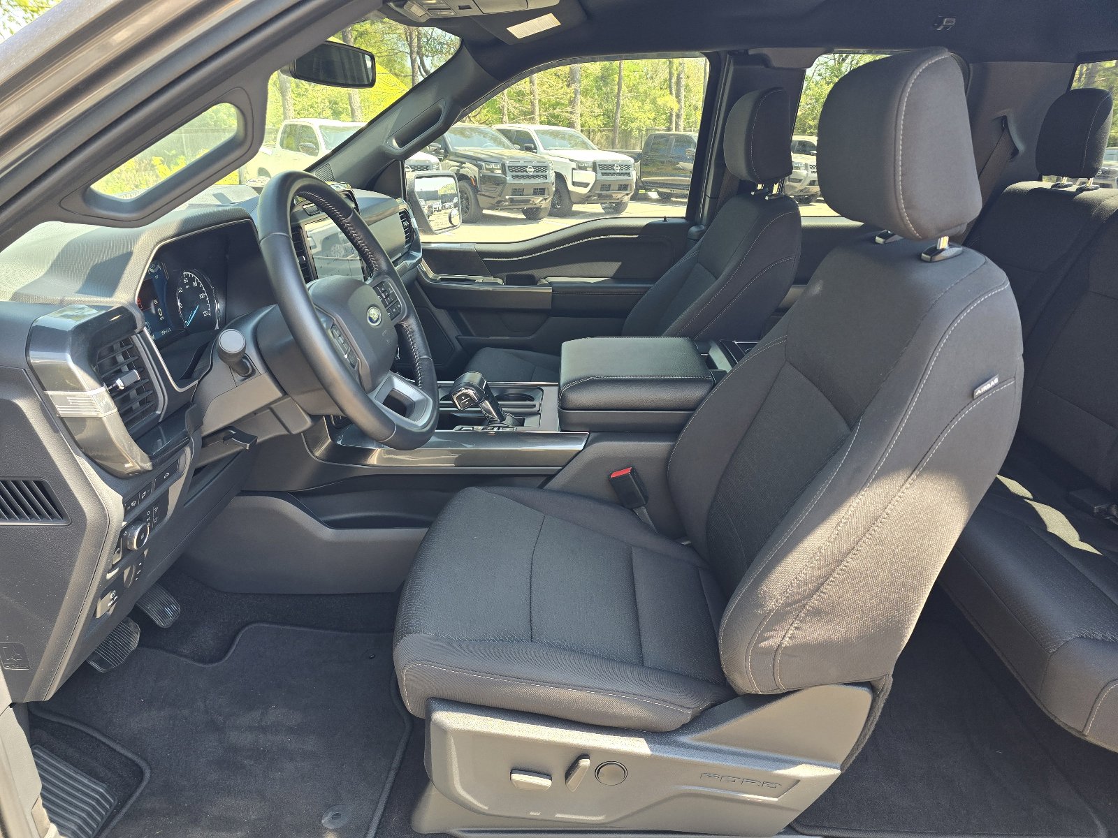 Used 2022 Ford F150 XLT w/ Equipment Group 302A High AWD/4WD image 14