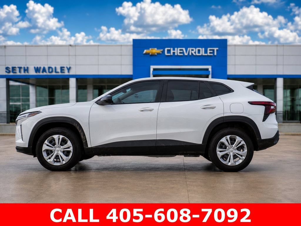 Used 2026 Chevrolet Trax LS w/ Driver Confidence Package FWD image 50