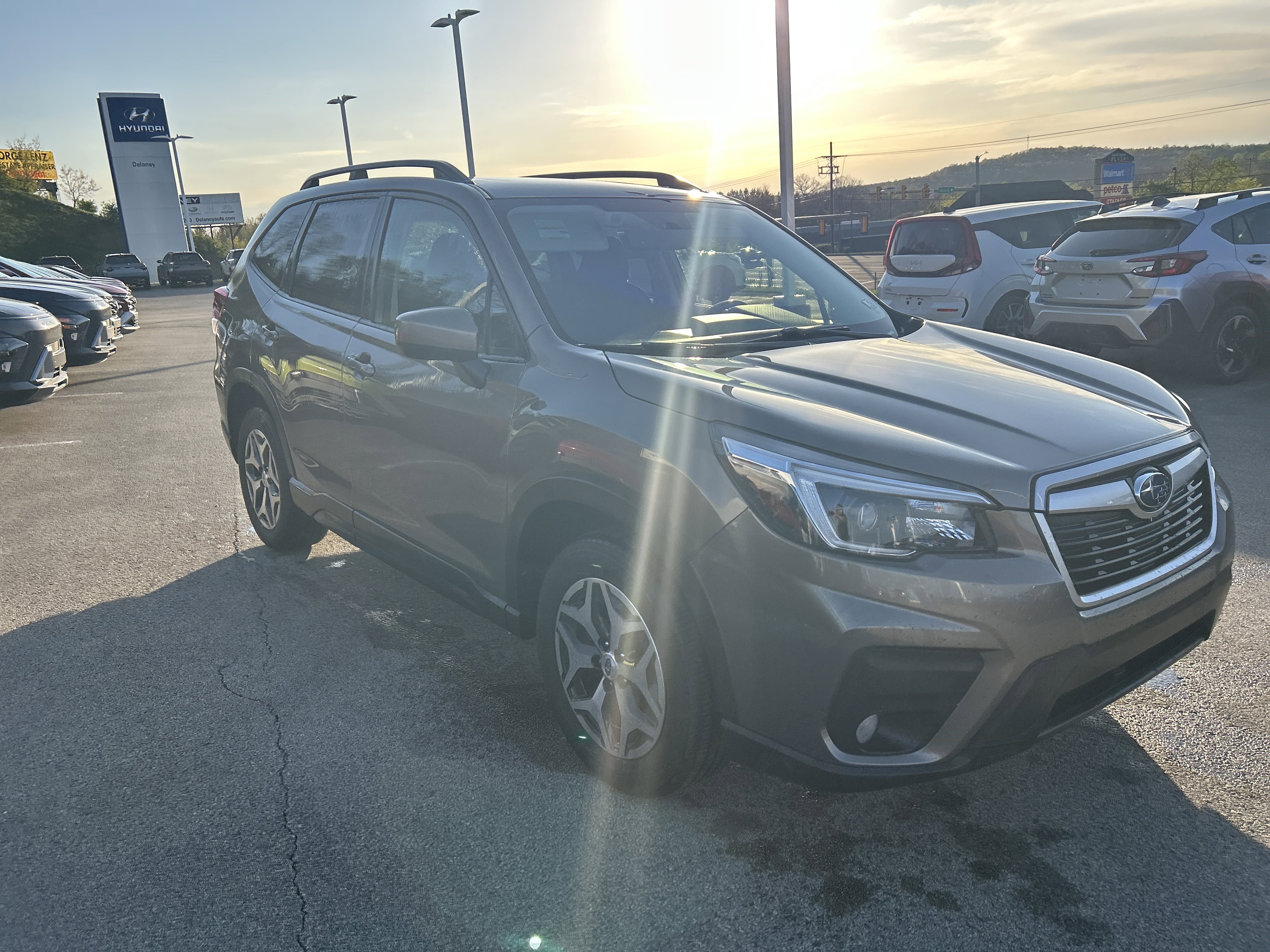 Used 2021 Subaru Forester Premium w/ Popular Package #1 AWD/4WD image 2