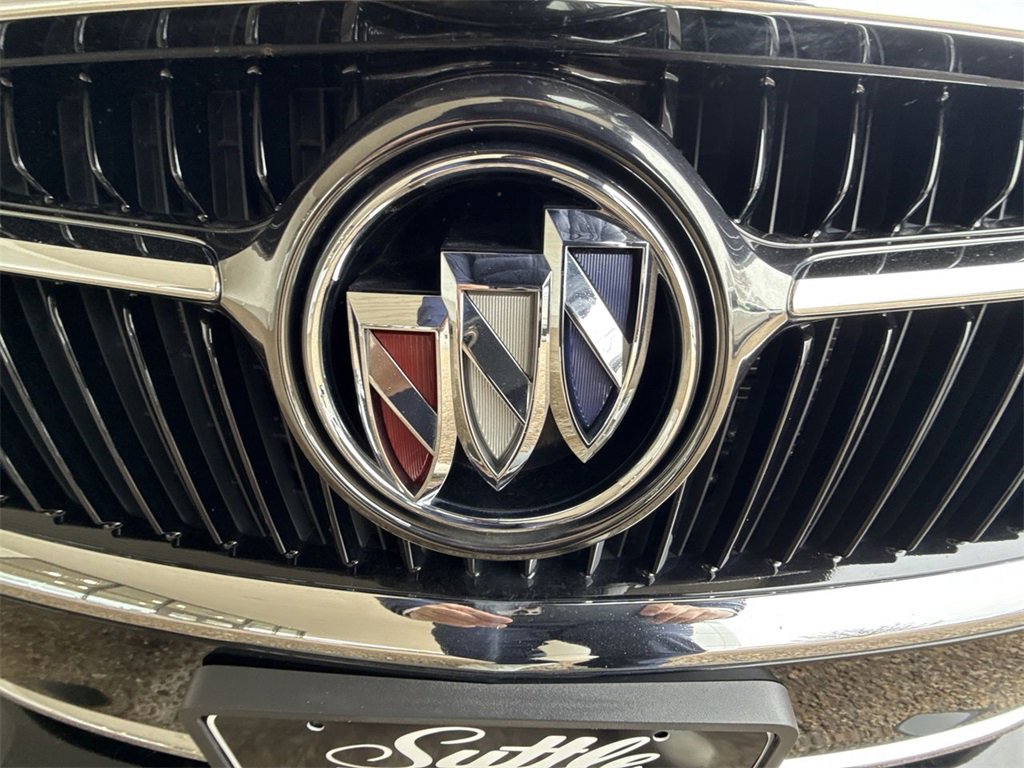 Certified 2019 Buick LaCrosse Essence w/ Sun and Shade Package image 31