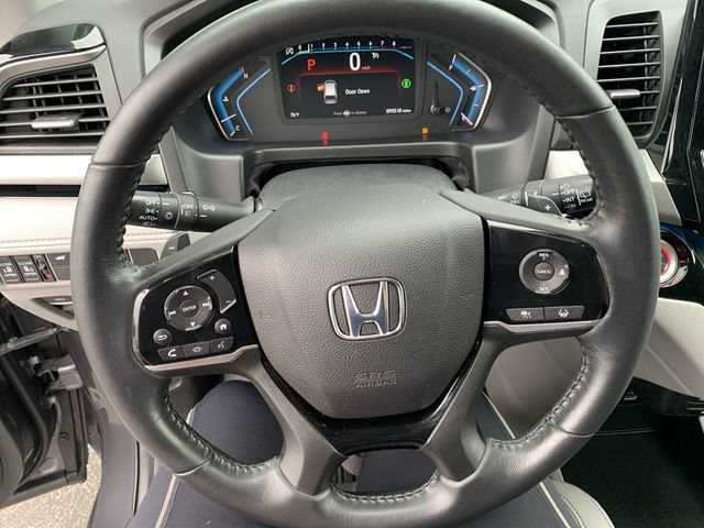 Used 2023 Honda Odyssey Touring image 19