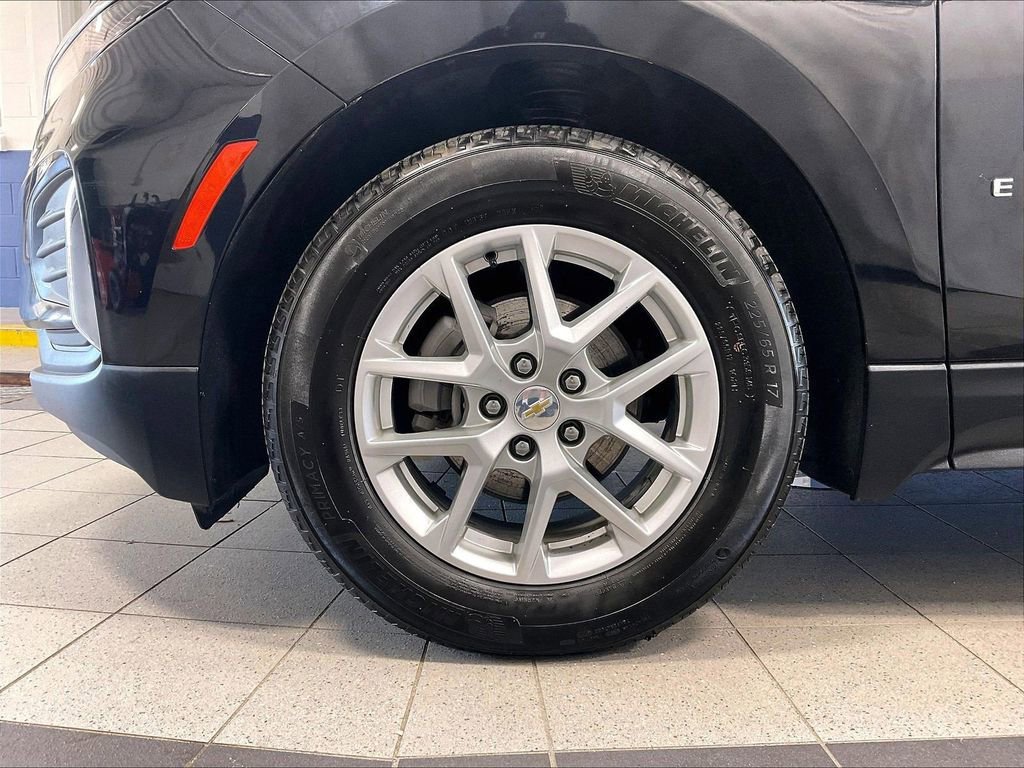 Used 2023 Chevrolet Equinox LT FWD image 7