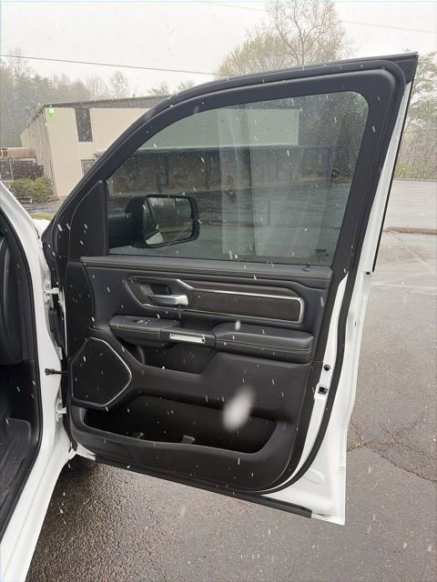Used 2025 RAM 1500 Laramie w/ Sport Appearance Package image 19