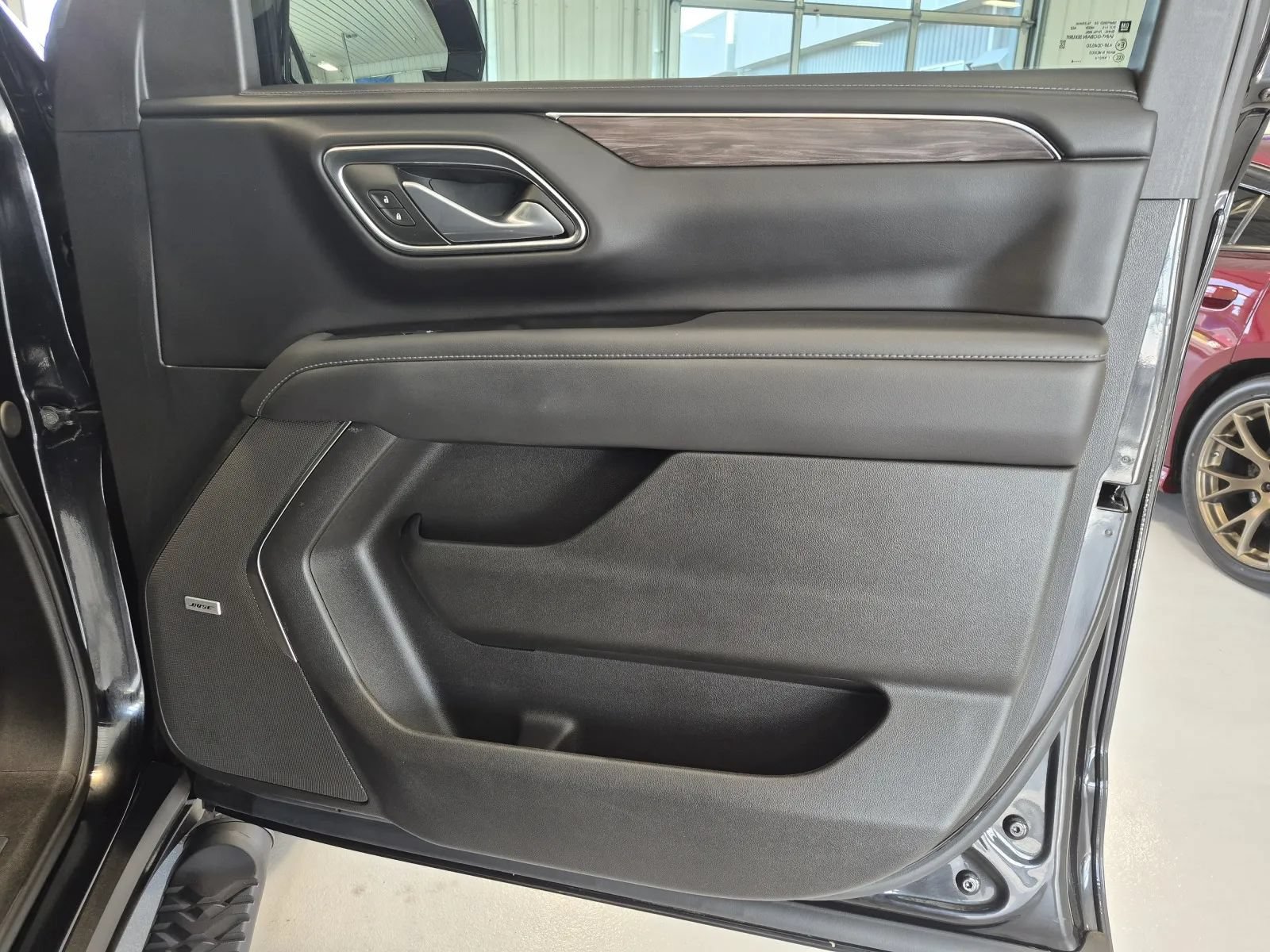 Used 2024 Chevrolet Tahoe Z71 AWD/4WD image 24