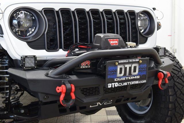 Used 2024 Jeep Wrangler Rubicon image 11