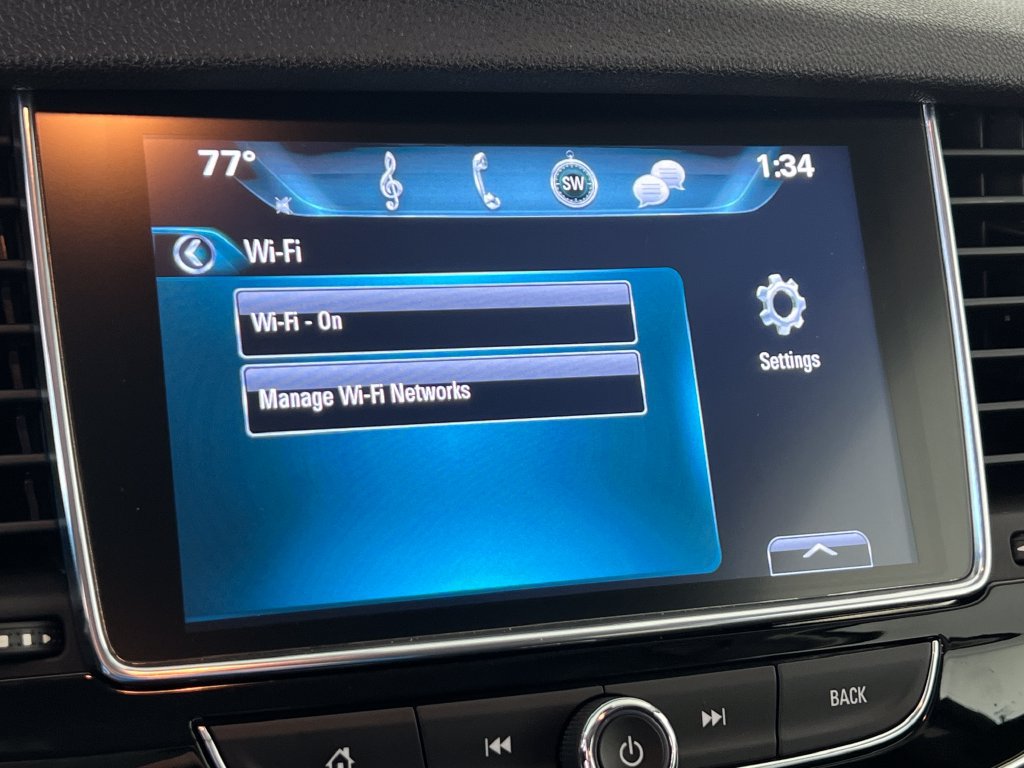Used 2018 Buick Encore Preferred FWD image 39