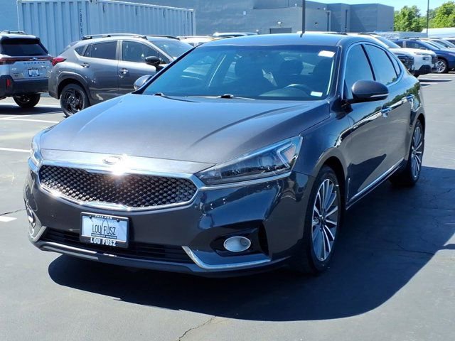 Used 2018 Kia Cadenza Premium w/ Paint Protection Package FWD image 2