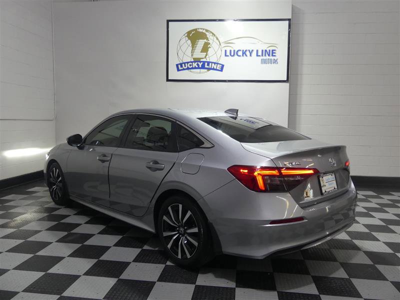Used 2023 Honda Civic EX image 11