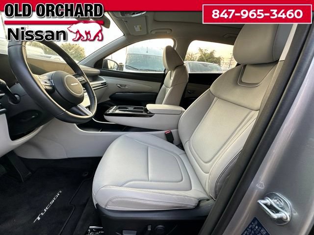 Used 2025 Hyundai Tucson Limited AWD/4WD image 9