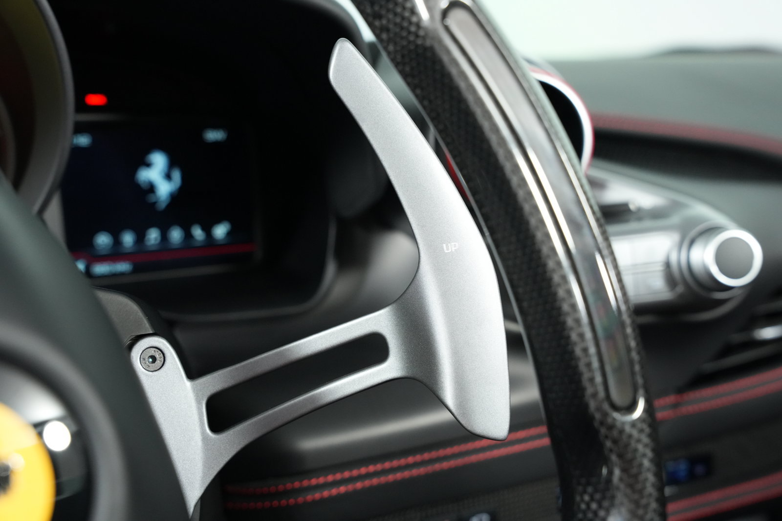 Used 2022 Ferrari F8 Spider RWD image 35