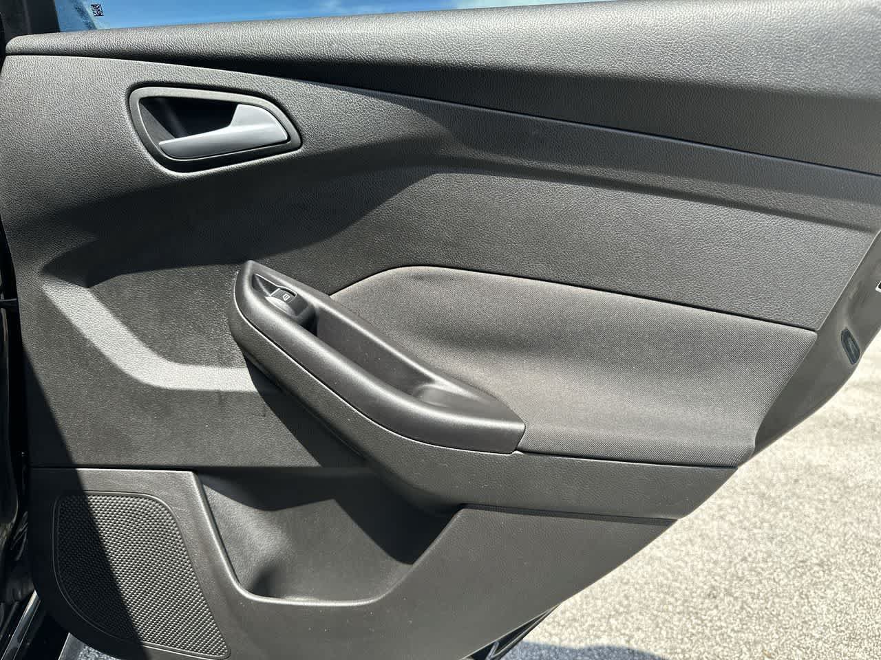 Used 2015 Ford Focus ST FWD image 16