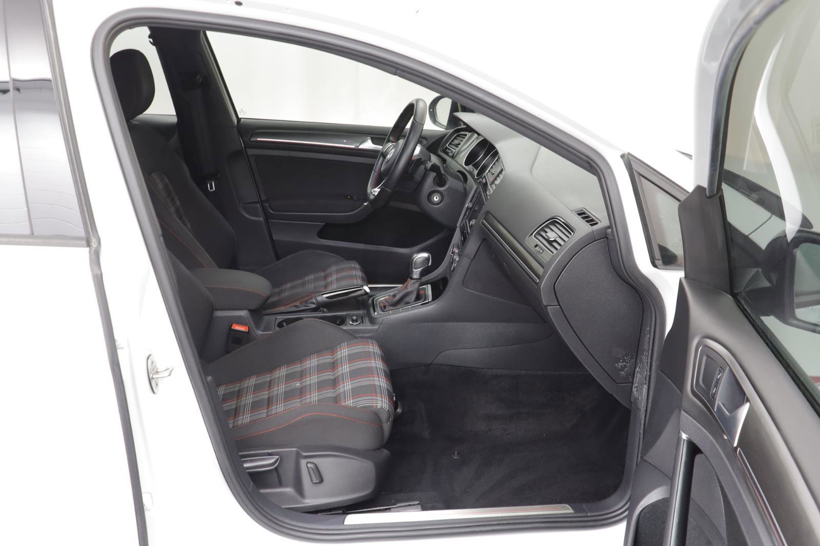 Used 2021 Volkswagen GTI S image 20