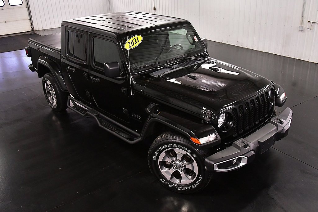 Used 2021 Jeep Gladiator Sport image 10