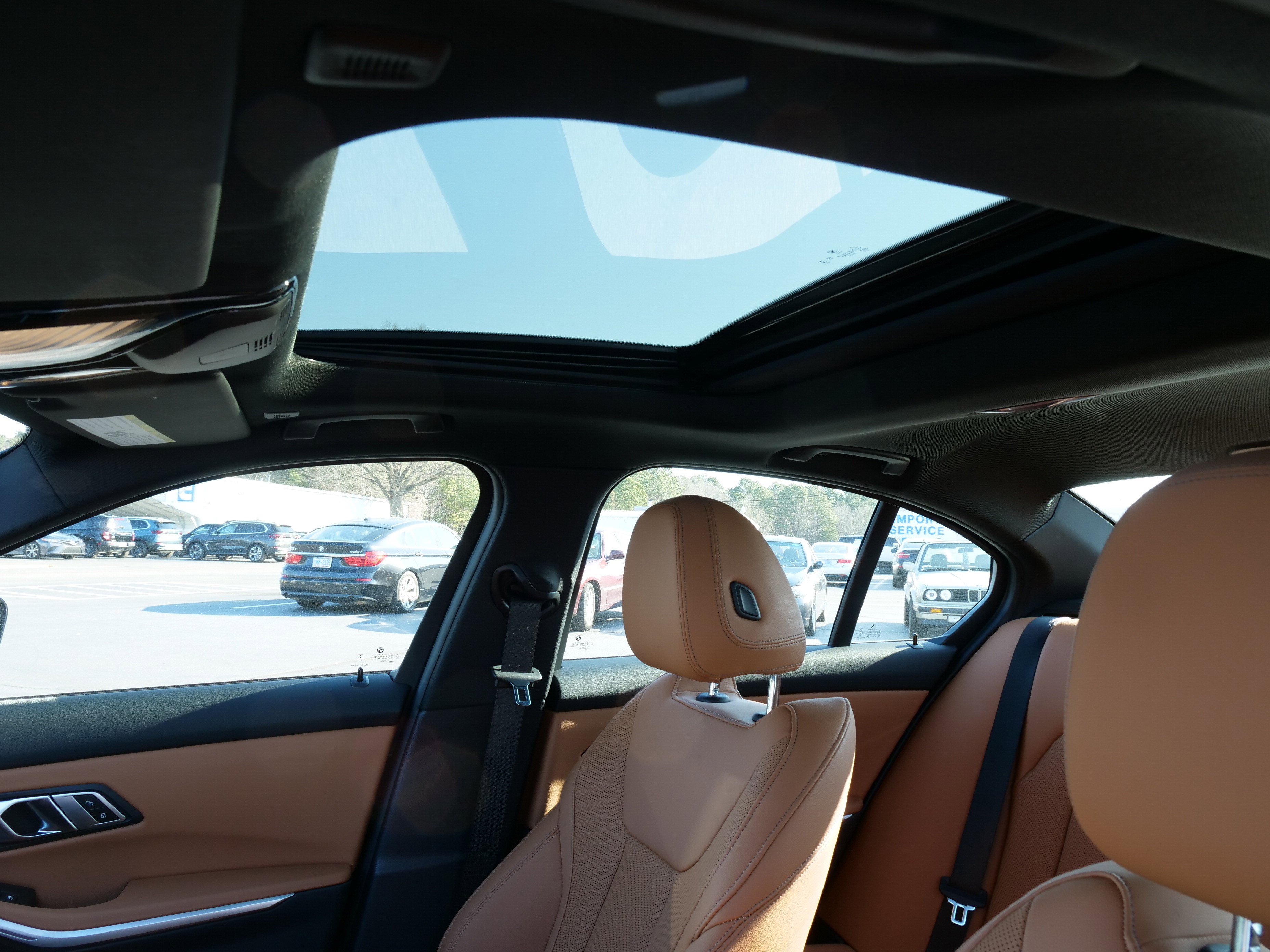 Certified 2023 BMW 330i Sedan w/ Convenience Package image 29