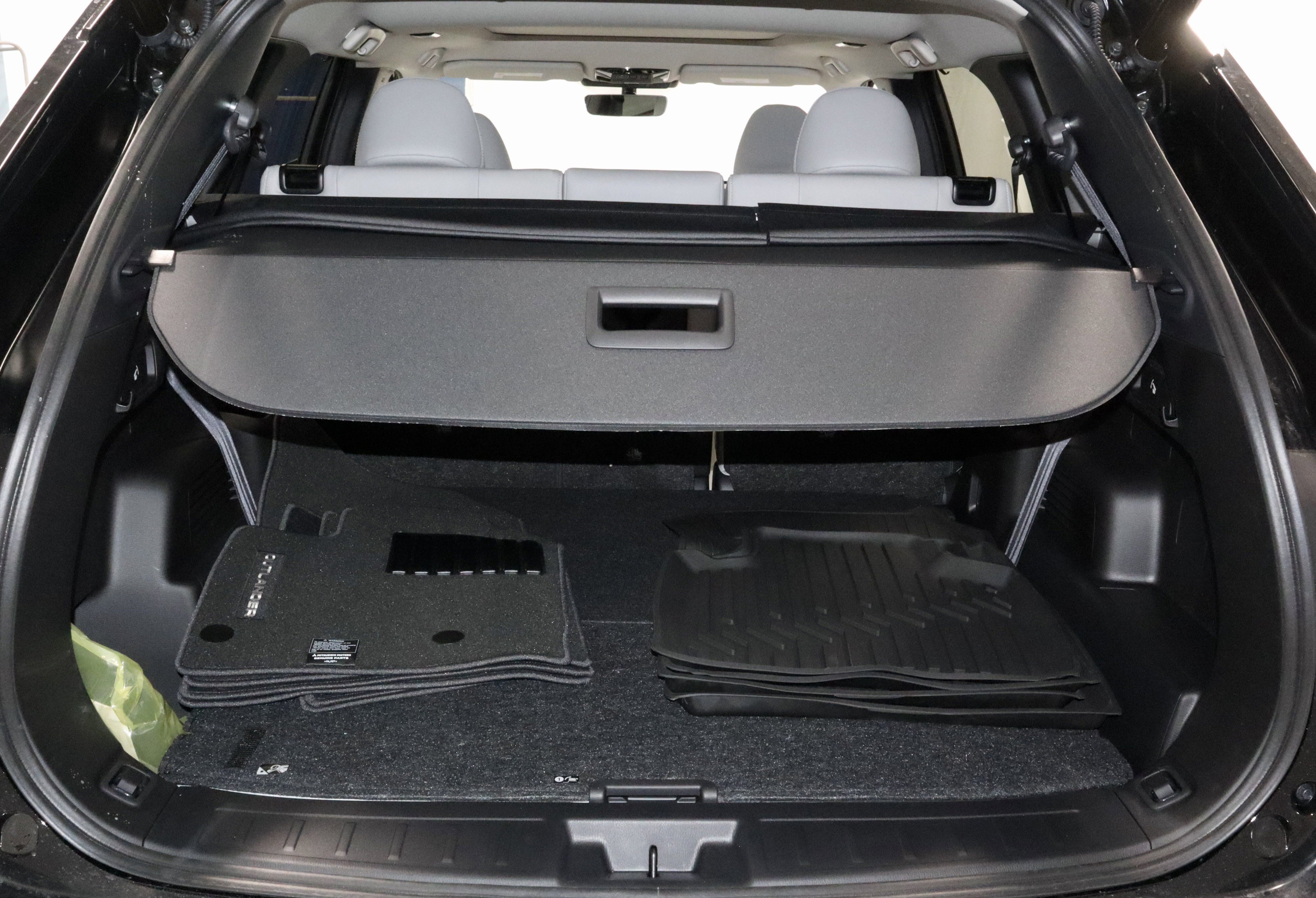 New 2026 Mitsubishi Outlander SEL image 11