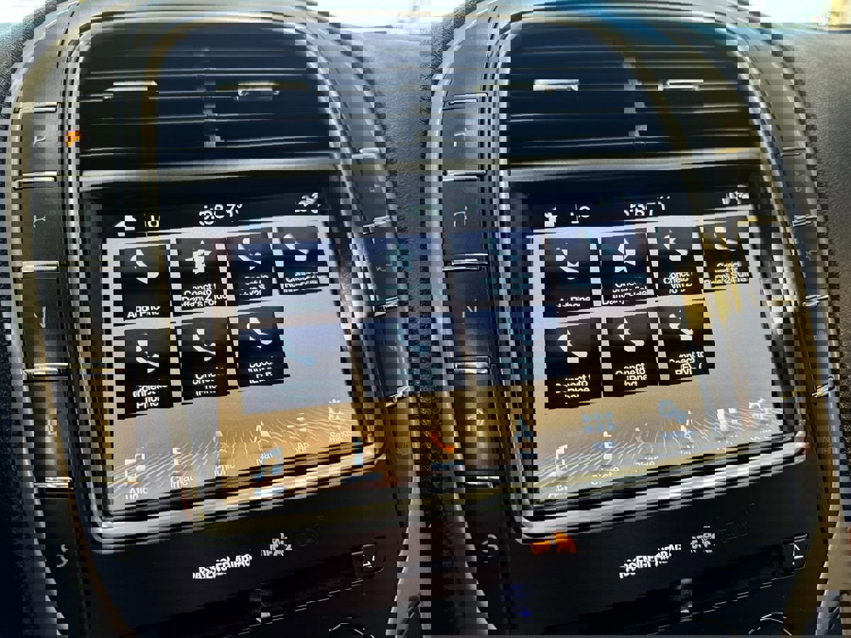 Used 2017 Lincoln MKX Reserve w/ Luxury Package image 23