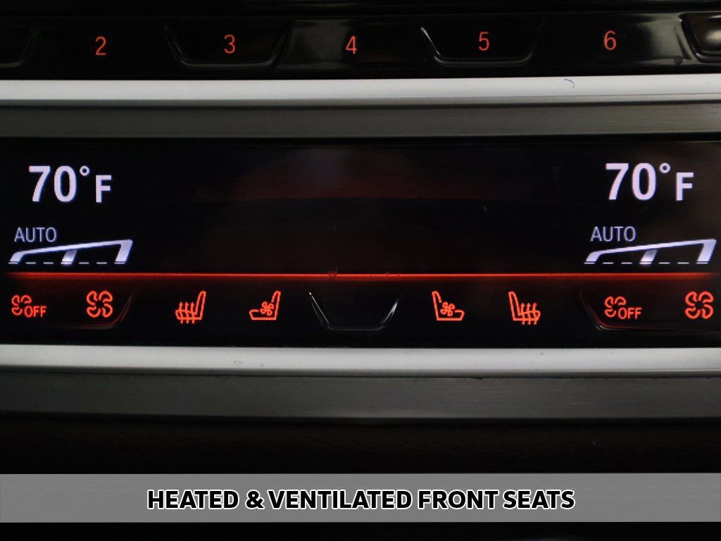 Used 2021 BMW 740i xDrive w/ Premium Package image 10