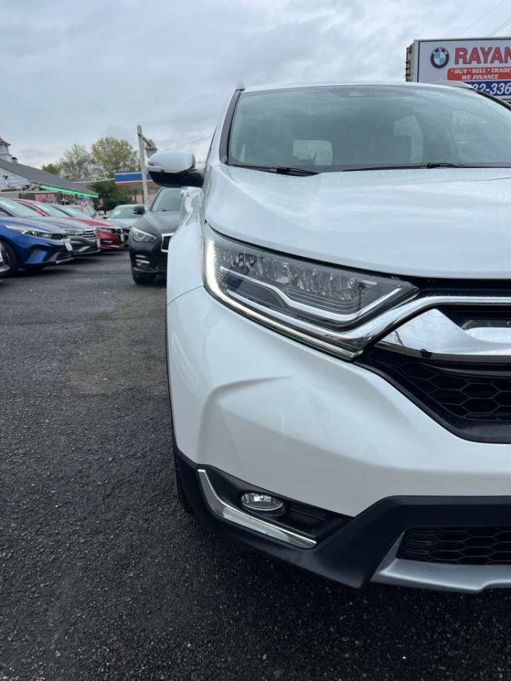 Used 2019 Honda CR-V Touring image 2