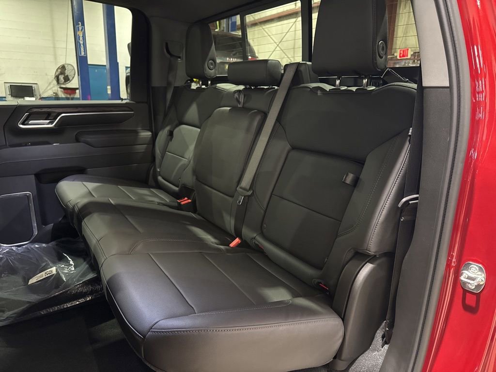 New 2026 GMC Sierra 2500 SLT w/ SLT Premium Package image 42