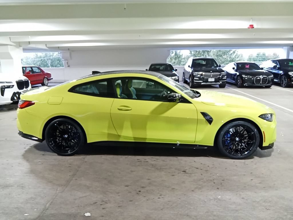 Used 2022 BMW M4 xDrive Competition w/ Executive Package AWD/4WD image 4