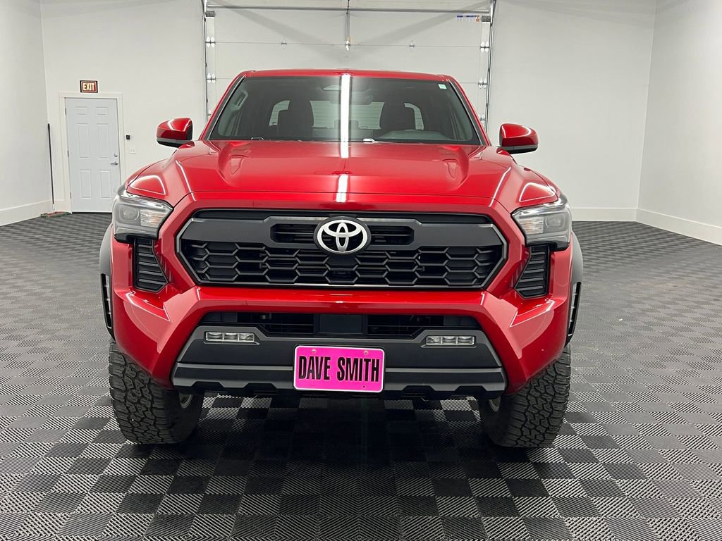 Used 2024 Toyota Tacoma TRD Off-Road AWD/4WD image 5