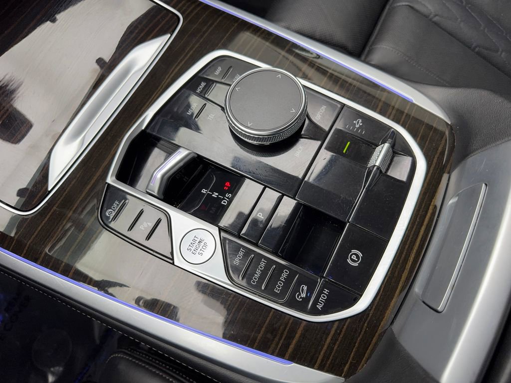 Used 2023 BMW X7 xDrive40i image 73