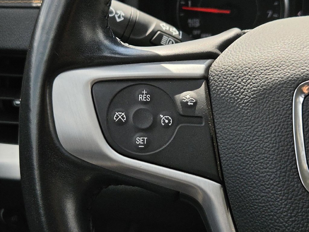 Used 2020 GMC Terrain SLE FWD image 29