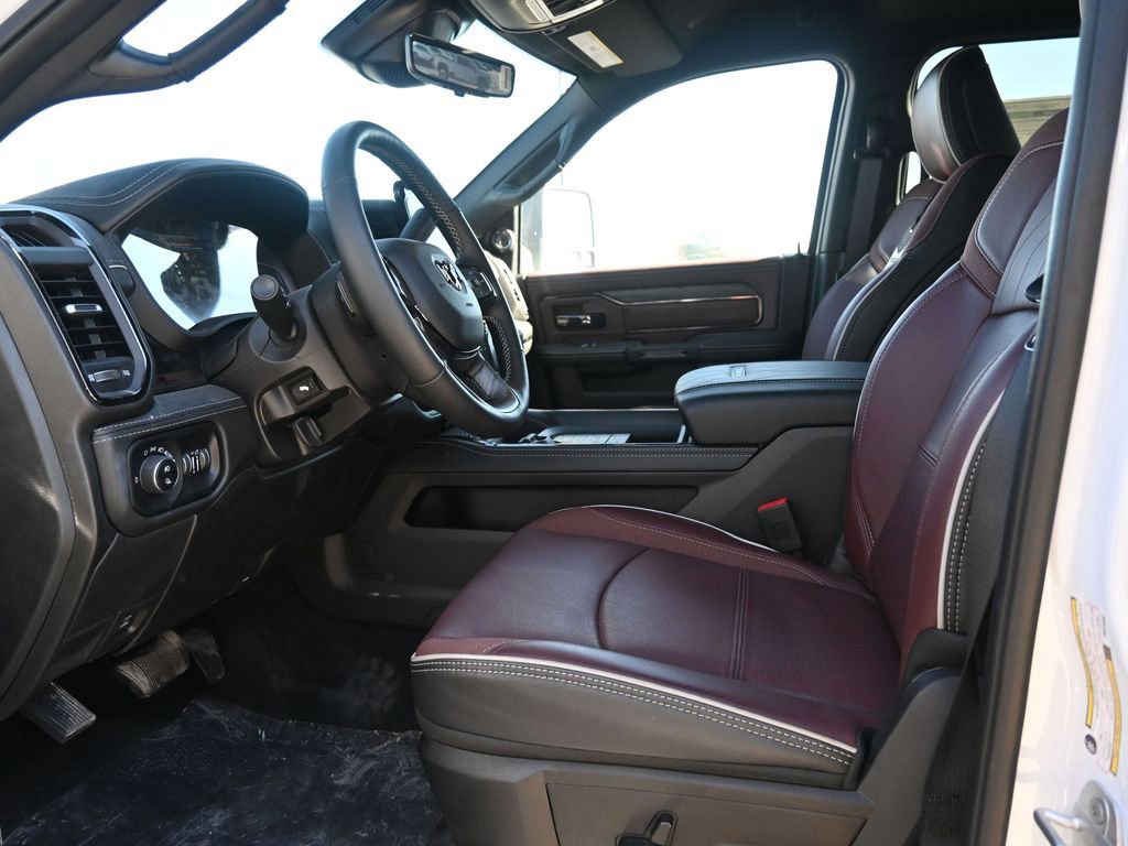 New 2025 RAM 2500 Limited image 18