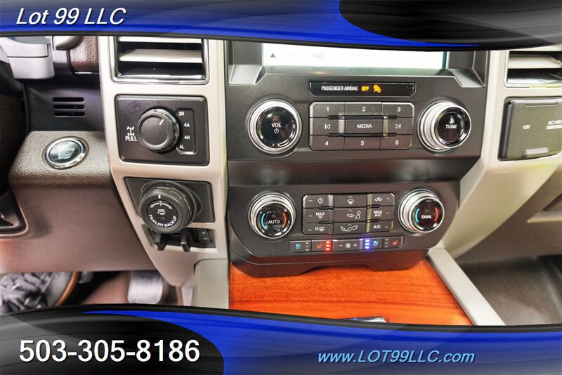 Used 2019 Ford F150 King Ranch w/ Equipment Group 601A Luxury AWD/4WD image 26