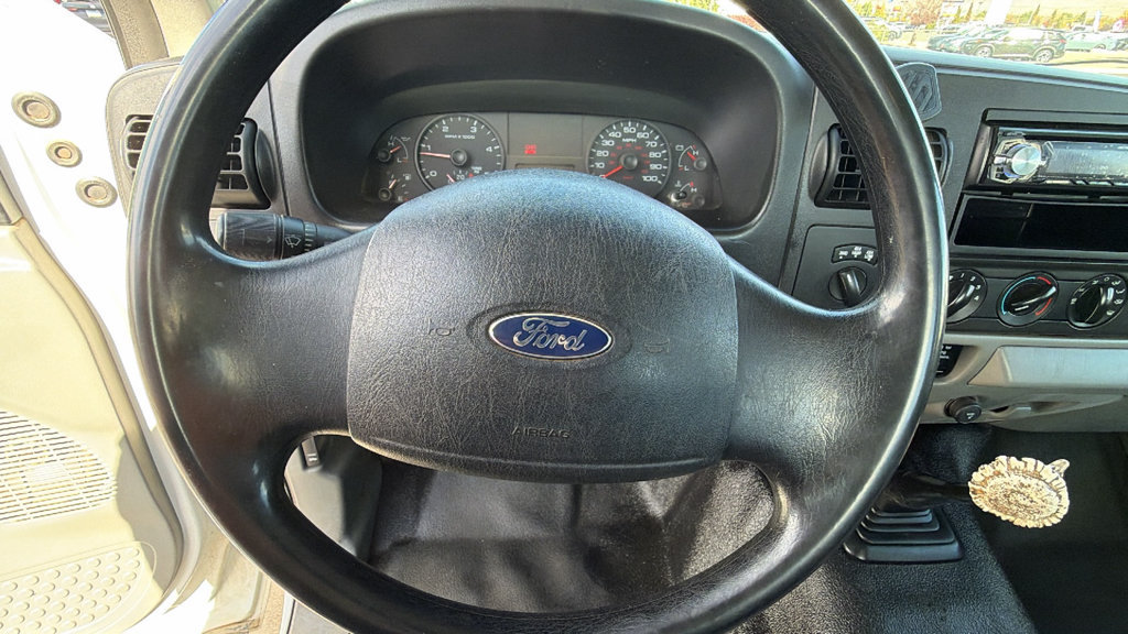 Used 2006 Ford F350 XL AWD/4WD image 17
