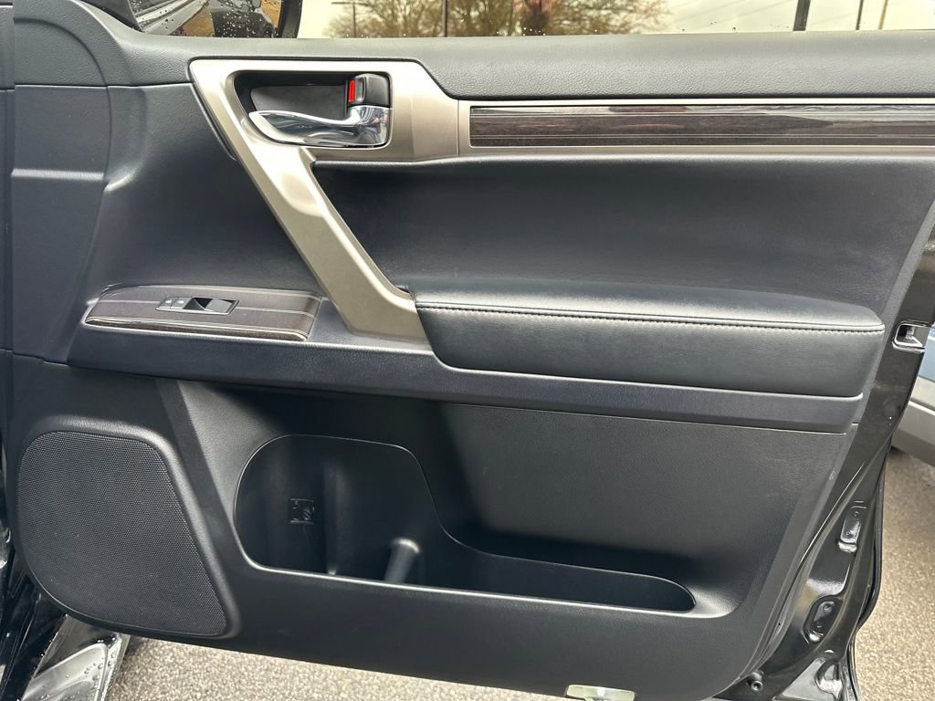 Used 2020 Lexus GX 460 Premium image 38