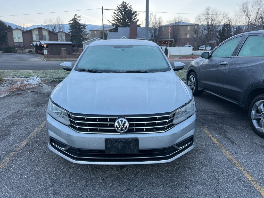Used 2017 Volkswagen Passat 1.8T SE image 14