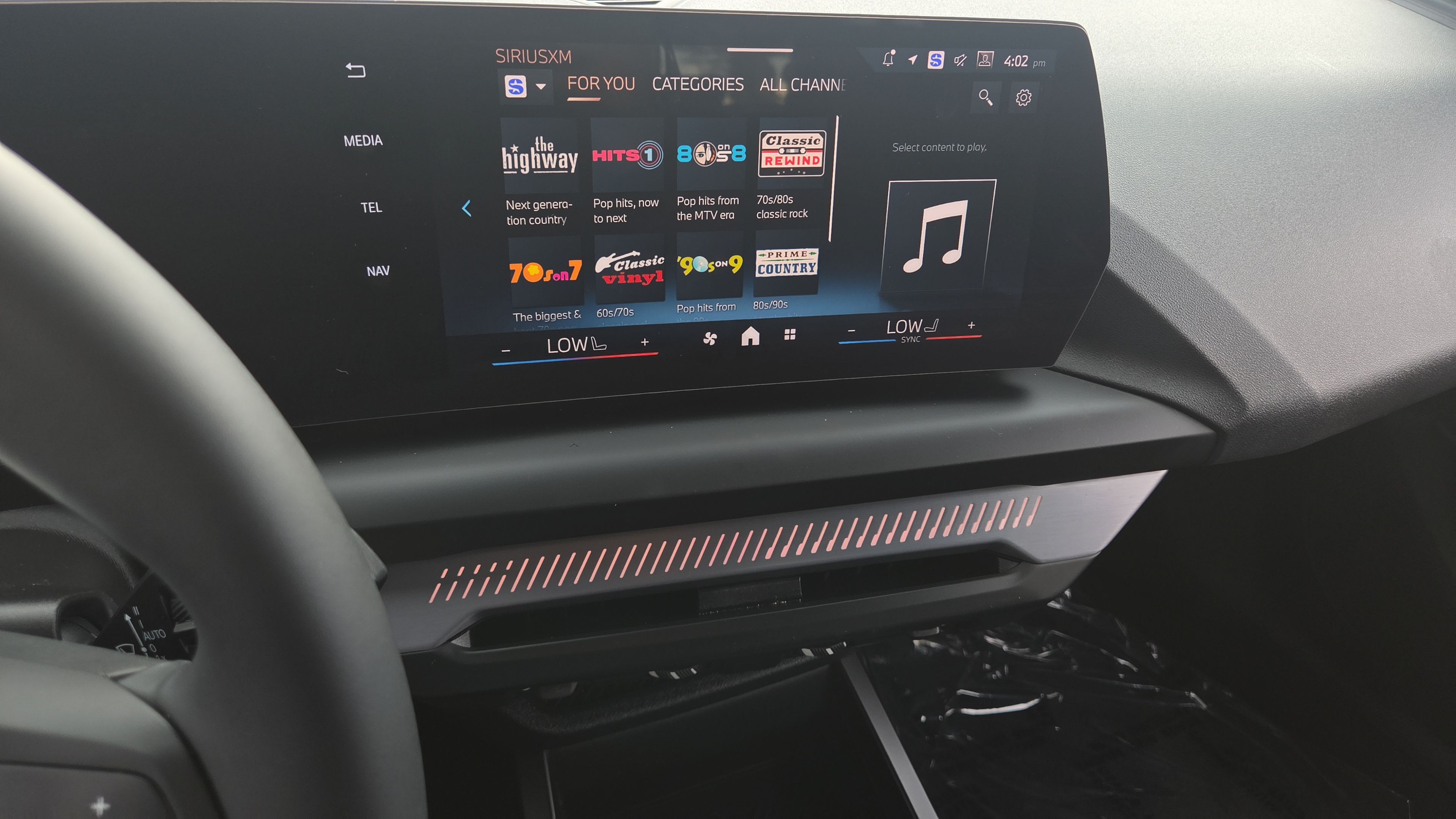Used 2026 BMW 228i w/ Technology Package FWD image 25