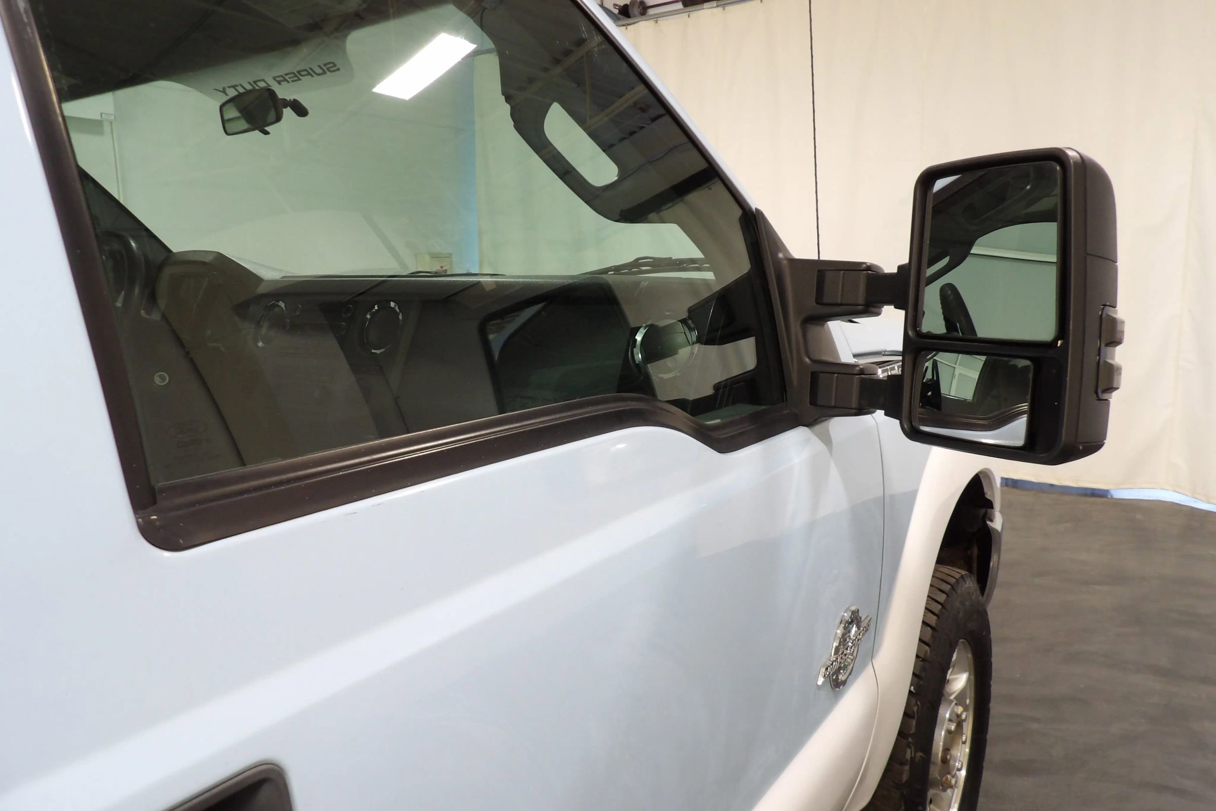 Used 2015 Ford F250 XLT w/ XLT Interior Package image 8