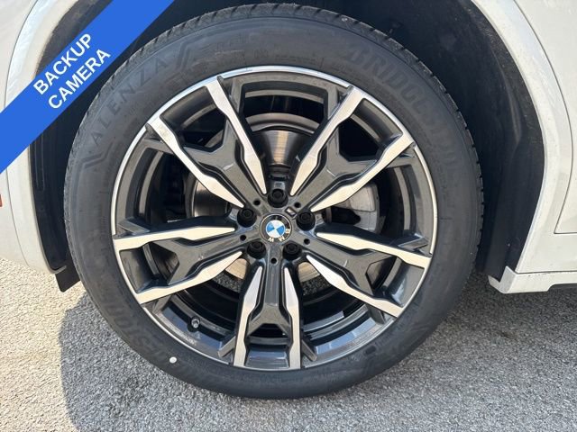Used 2023 BMW X4 xDrive30i w/ M Sport Package image 9