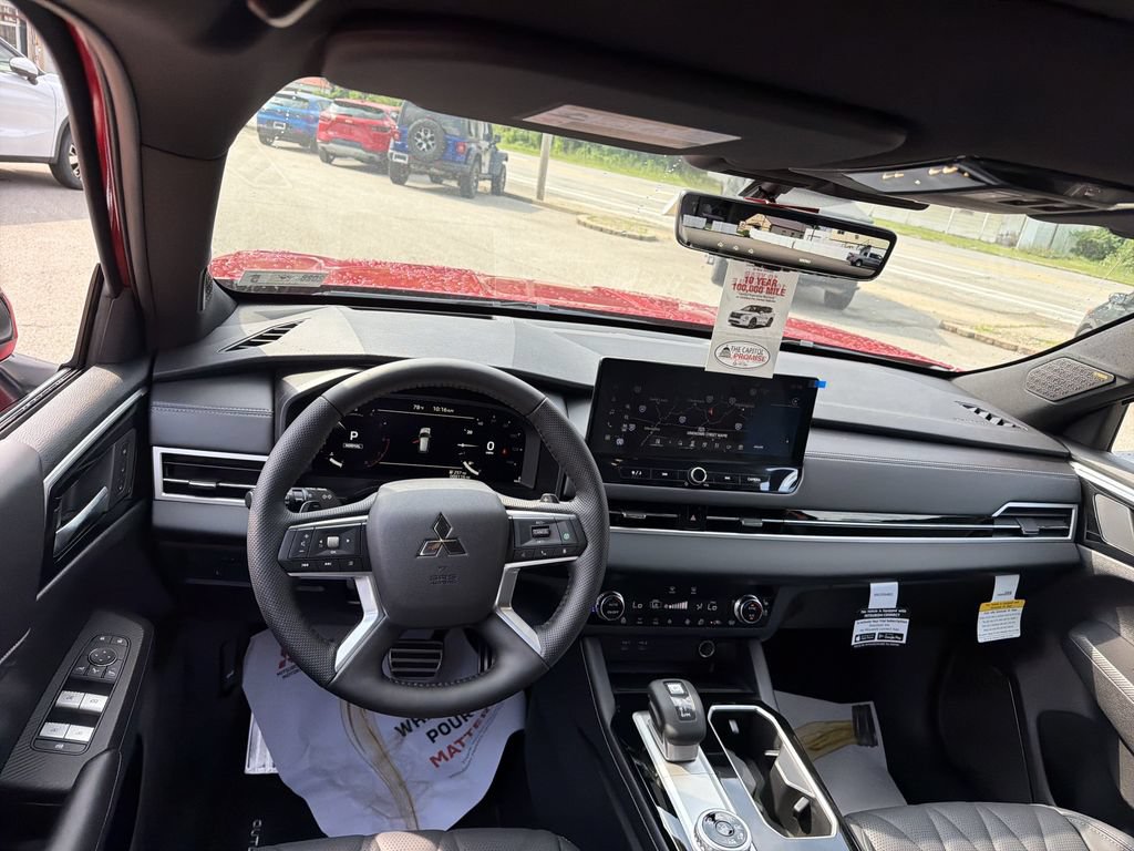 New 2026 Mitsubishi Outlander AWD image 15