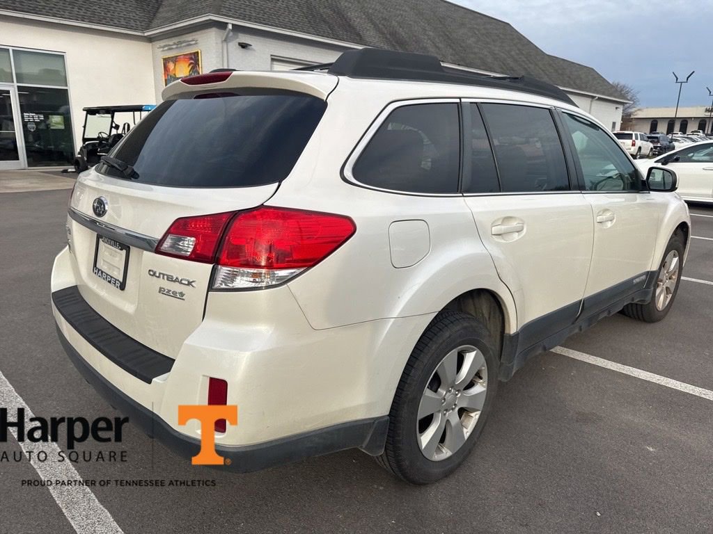 Used 2011 Subaru Outback 2.5i Premium image 5