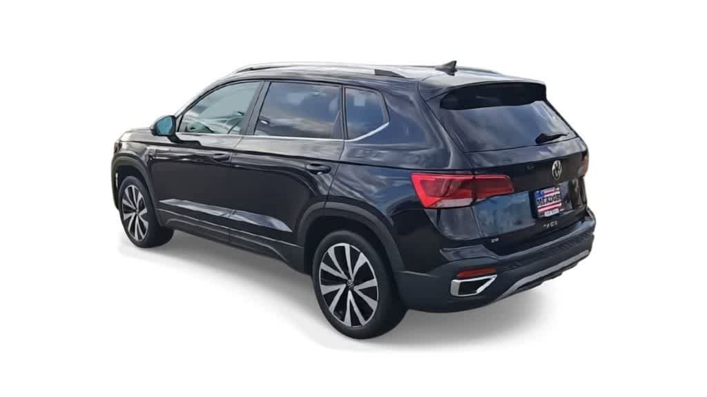 Used 2024 Volkswagen Taos SE FWD image 6